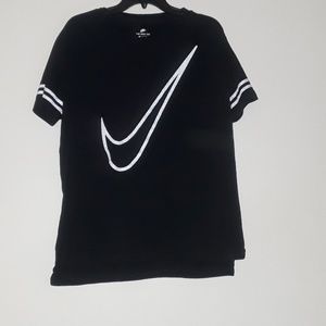 Nike tee